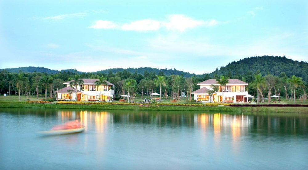 Khu resort cạnh hồ Đại Lải